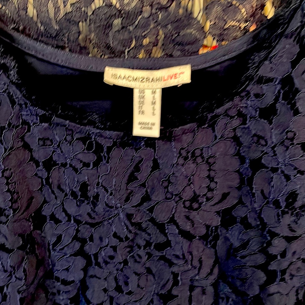 Isaac Mizrahi brand new 3/4 bell sleeve navy lace blouse with attached cami